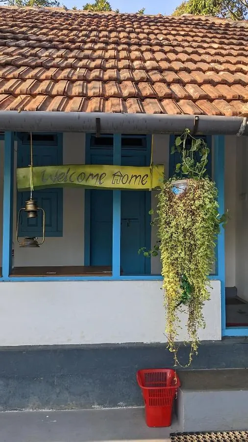 Crossroads Hostel 1957 Kalpetta