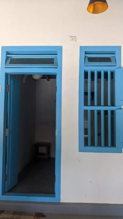 Crossroads Hostel 1957 Kalpetta 0*,  India